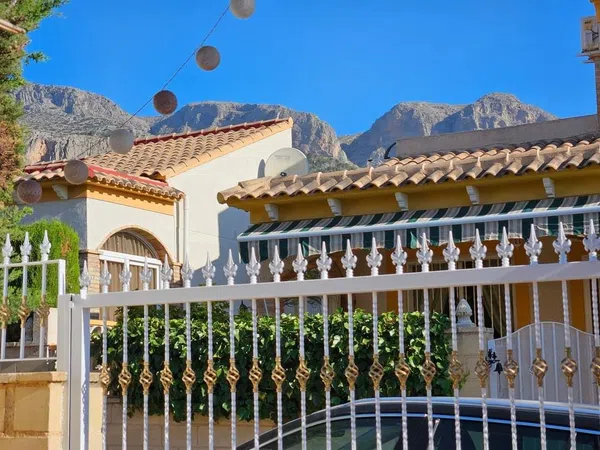 Casa o chalet independiente en Calle Córdoba, 72 - Foto 1
