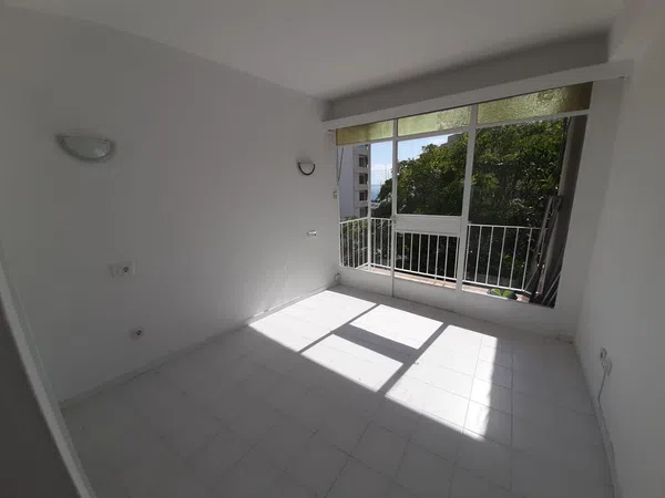 Estudio en avenida de Joan Miró, 111 - Foto 2