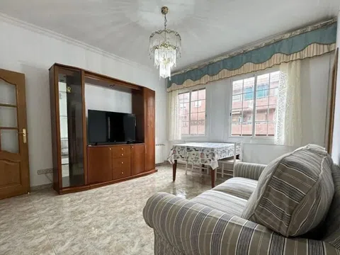 Piso en calle de Blesa, 6