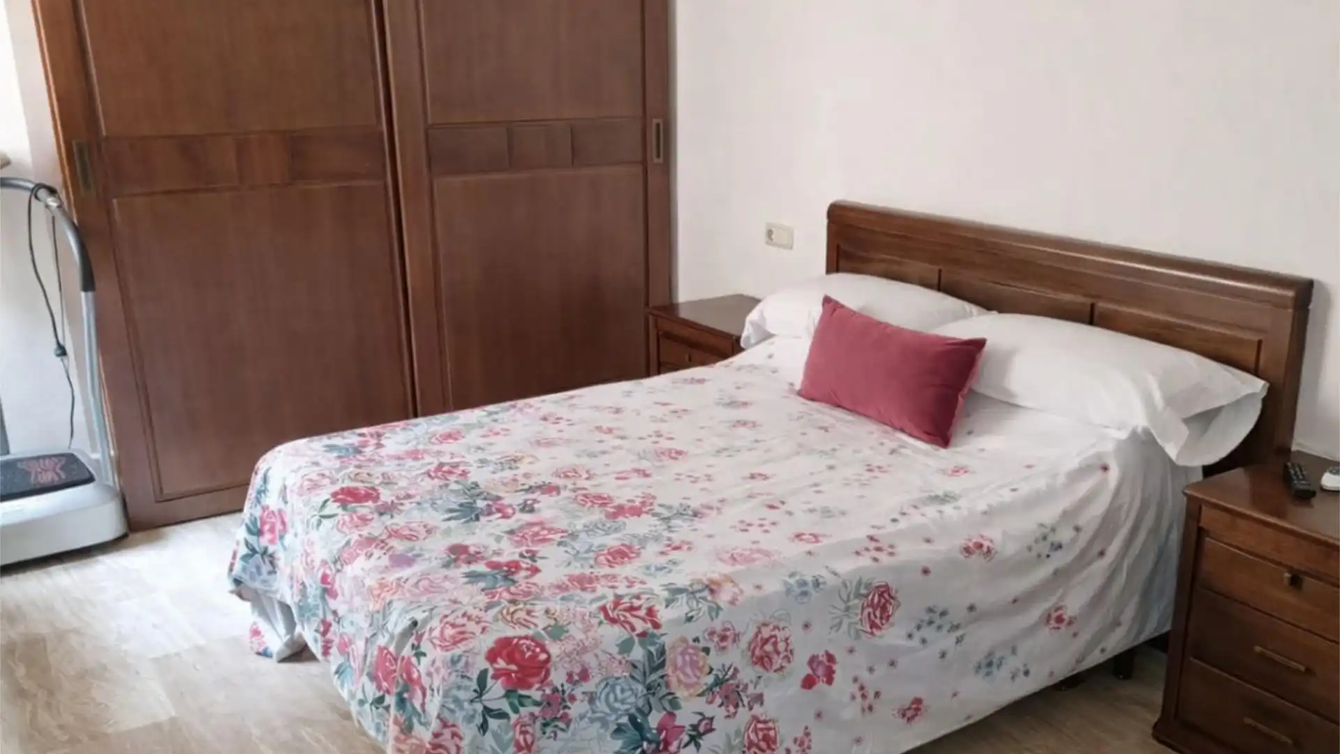 Piso en  Carrer del Doctor Josep Juan Dómine 12 - Foto 2