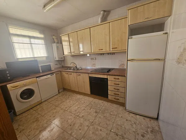 Piso en calle Teniente Salvio Ravassa, 5 - Foto 2