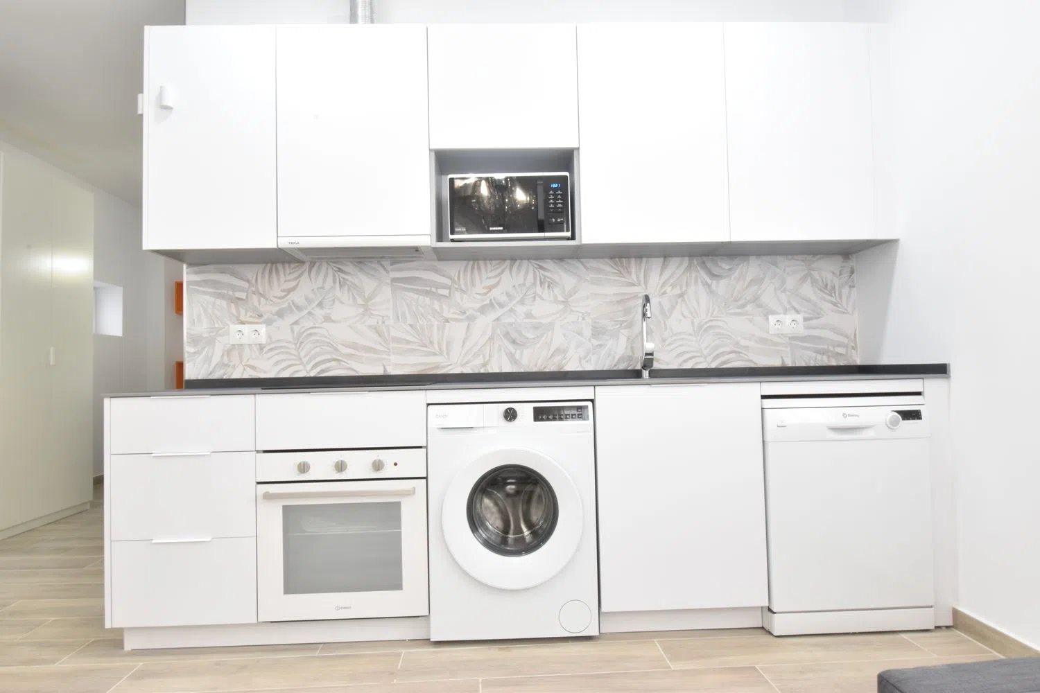 Piso en calle Eduardo Domínguez Ávila, 1 - Foto 3