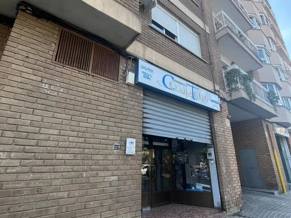 Local en Avenida del Doctor Waksman - Foto 1
