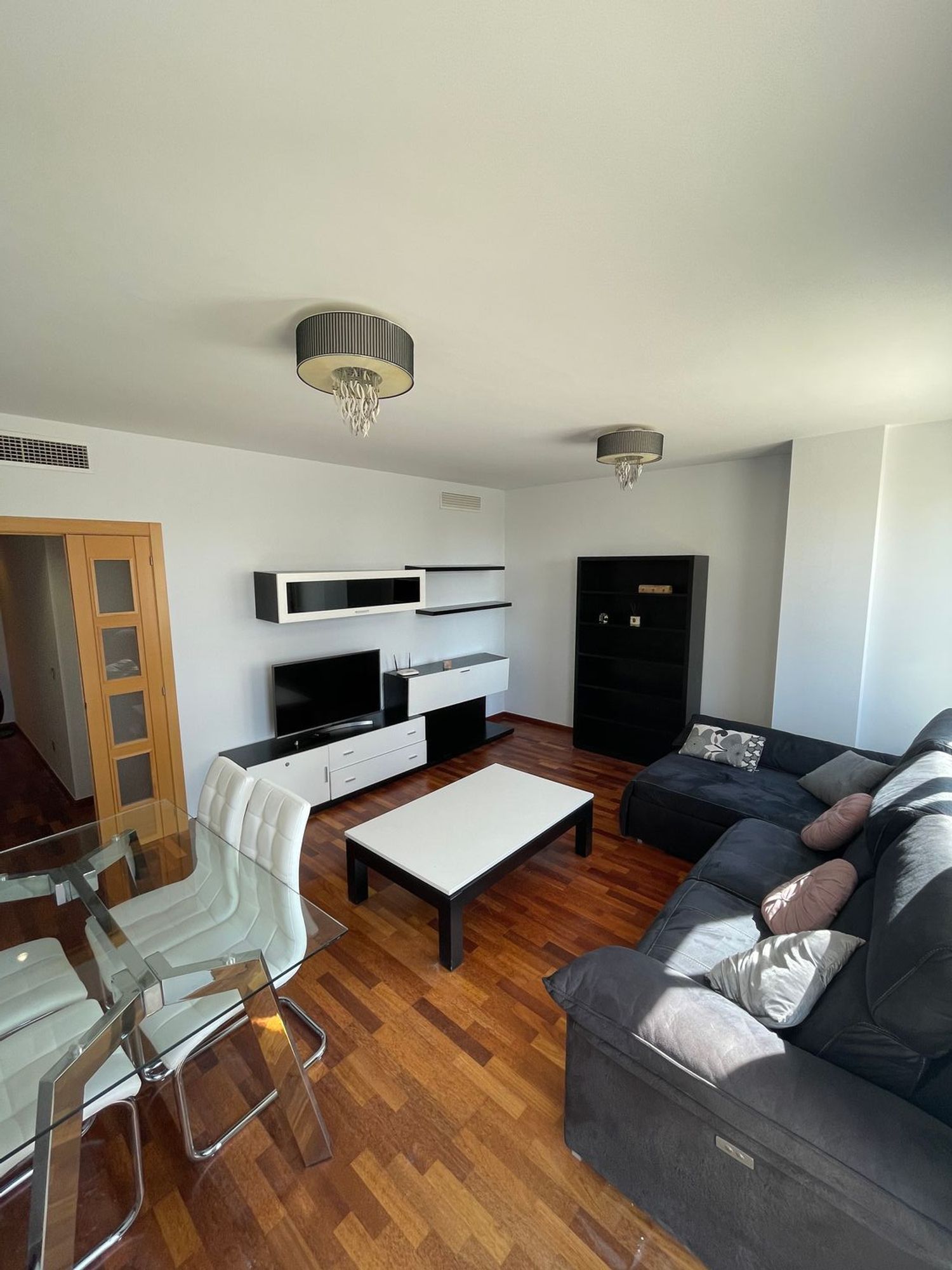 Piso en avenida de ľ Alcalde Ramón Pastor, 2 - Foto 1