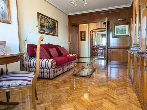 Piso en calle del Doce de Octubre, 40