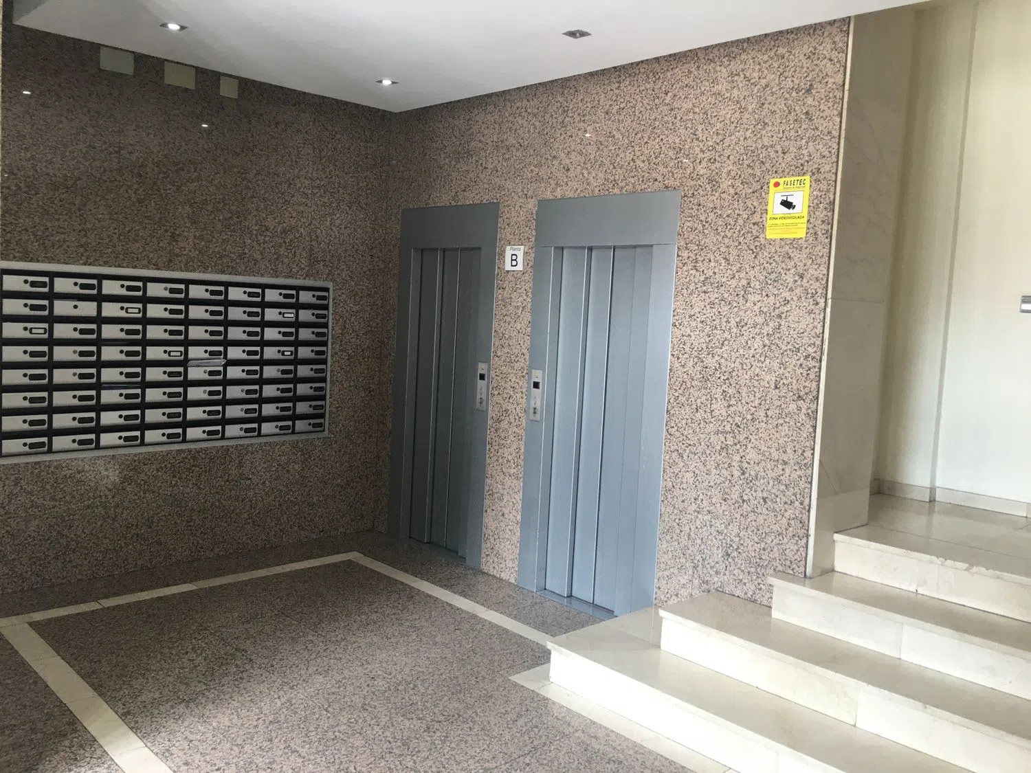 Piso en calle de la Infanta Mercedes, 62 - Foto 15