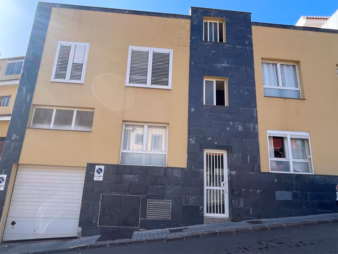 Piso en  Calle Alcalde Antonio Peña Rivero 4 - Foto 2