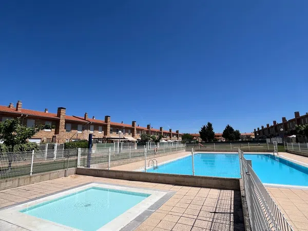 Chalet adosado en Avenida Castilla y León, 36 - Foto 37