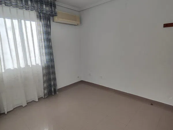 Piso en calle del Marqués de Montortal, 102 - Foto 17