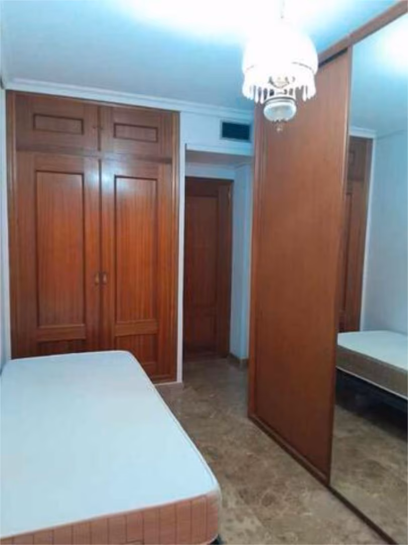 Piso en Ciudad Jardín - Foto 6