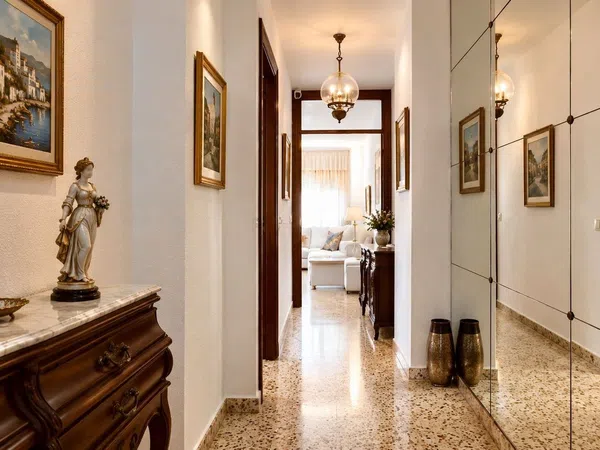 Piso en Alameda de Capuchinos, 33, El Molinillo - Capuchinos - Foto 2