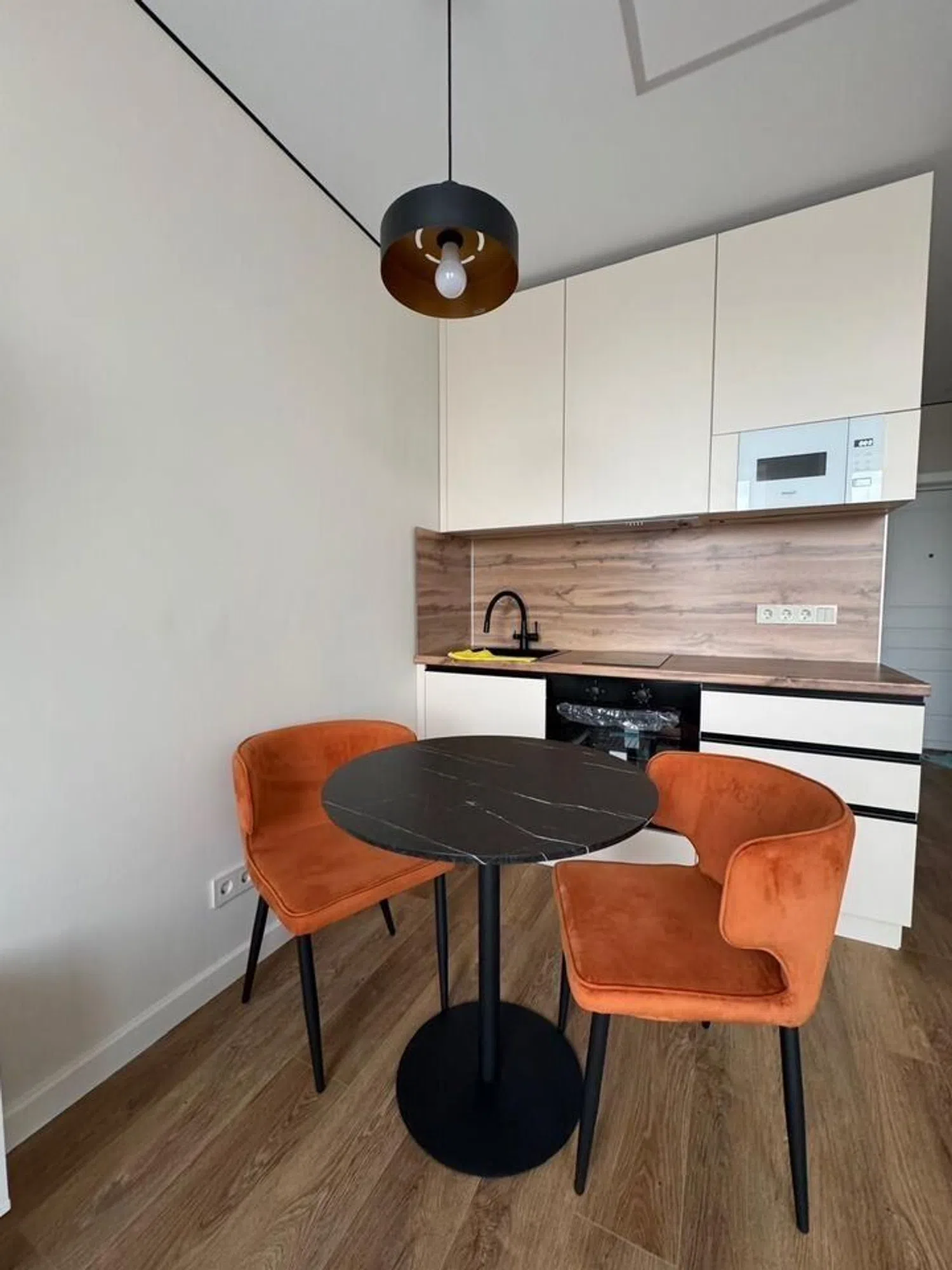 Estudio en C. Reyes Católicos, 39 - Foto 1