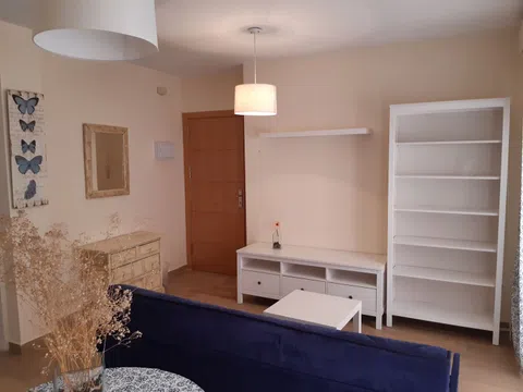 Piso en calle Cabeza del Rey Don Pedro, 22