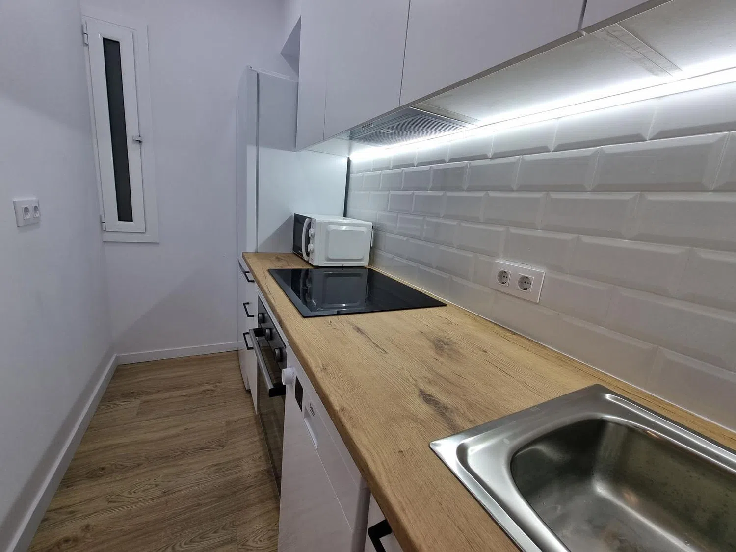 Estudio en calle dels Jocs Florals, 168 - Foto 6