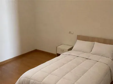 Piso en  Avinguda de la Pau 1 - Foto 3