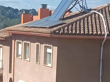 Casa adosada en  Carrer Nou d'Octubre 29 - Foto 22