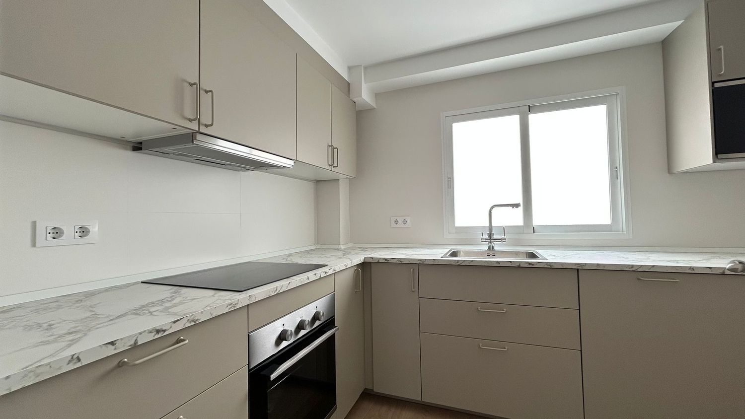 Piso en calle de José Andreu Alabarta, 13 - Foto 9