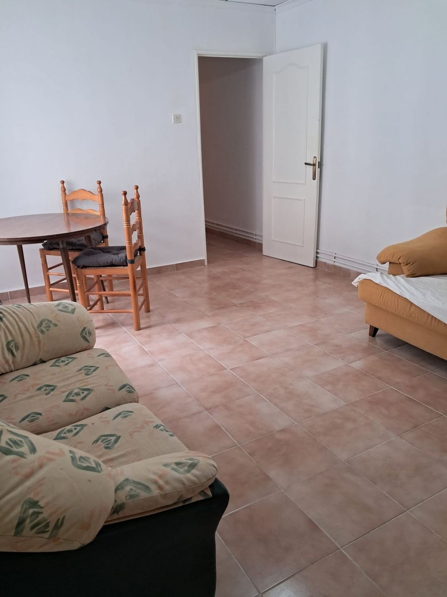Piso en Franciscanos - Foto 2