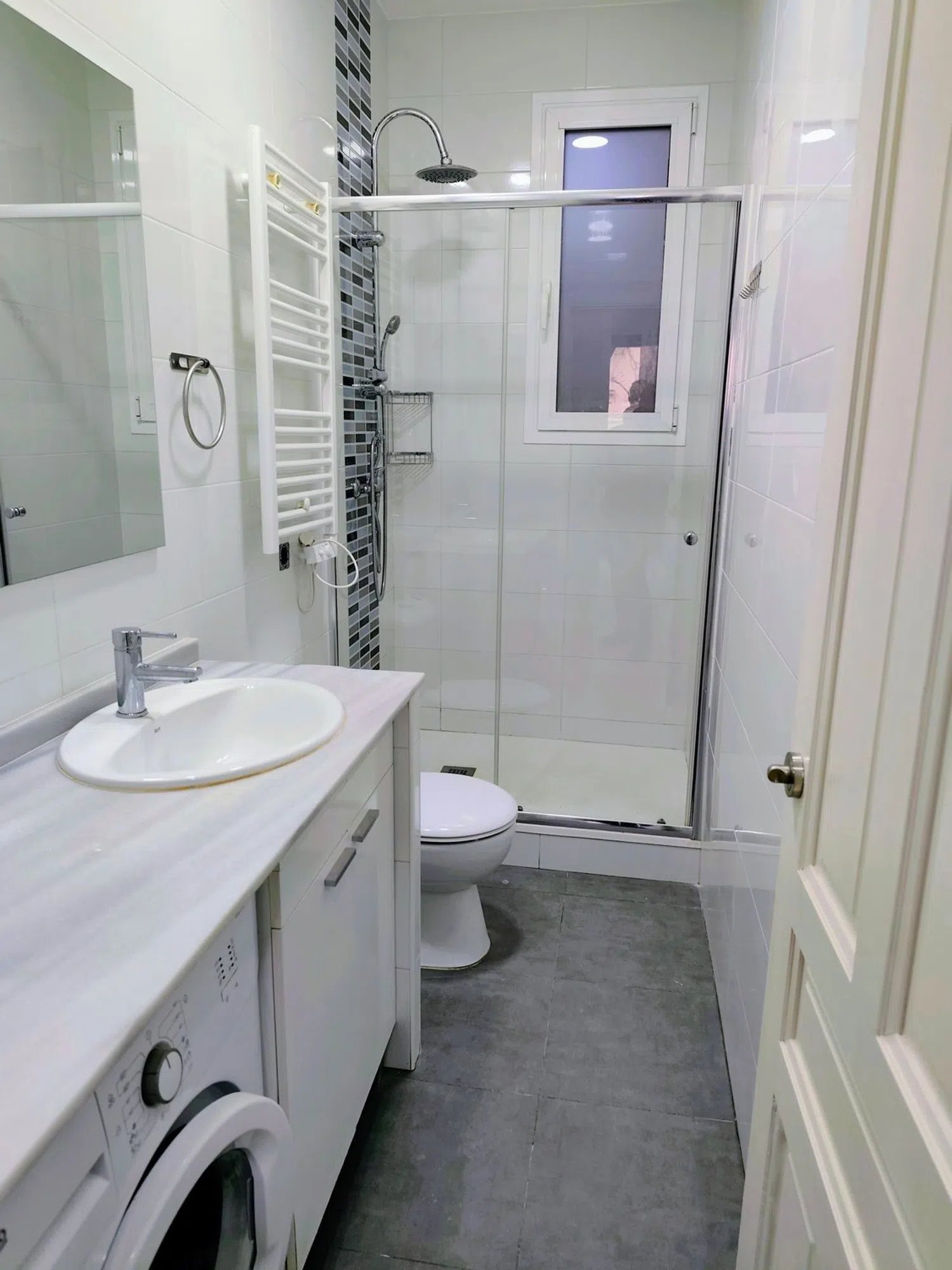 Piso en calle de Guzmán el Bueno, 29 - Foto 11