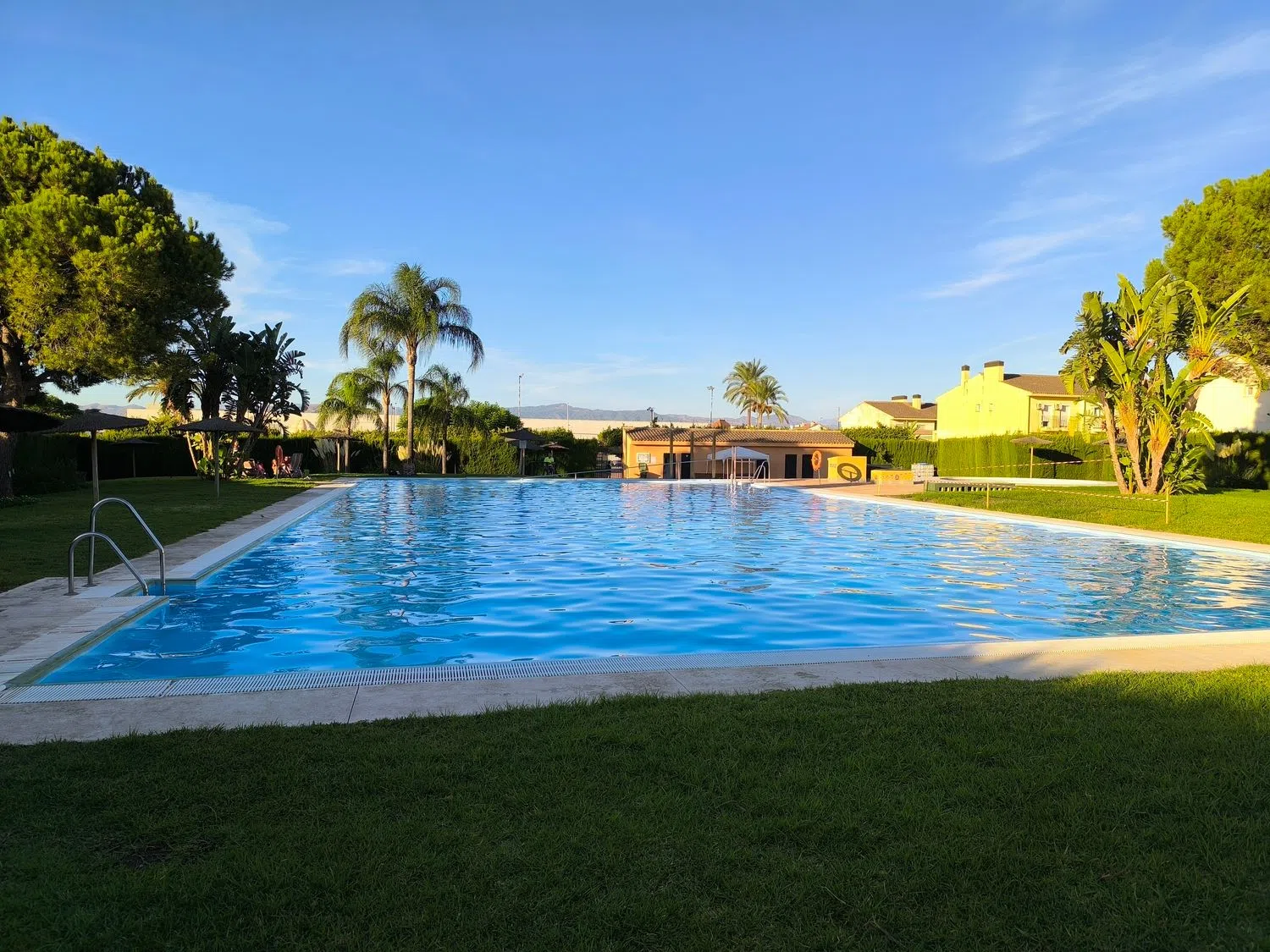 Chalet adosado en calle Escritora Elena Fortún, 74 - Foto 1