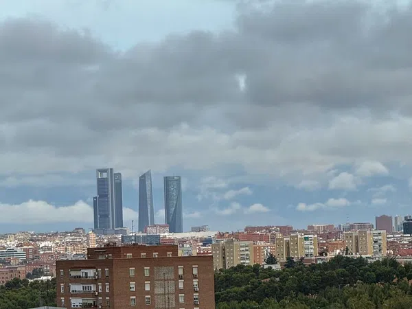 Piso en avenida de Moratalaz, 181