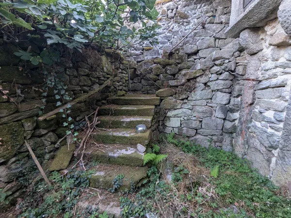 Casa de pueblo en Lugar Pazos de Pereda s/n - Foto 2