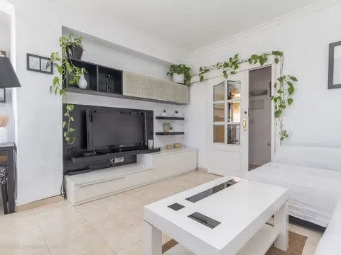 Piso en avenida Juan XXIII, 16