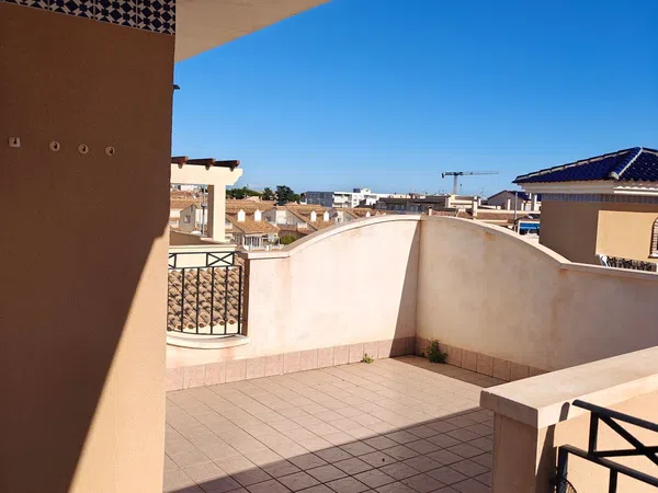 Chalet adosado en Avenida de Europa, 27 d - Foto 16