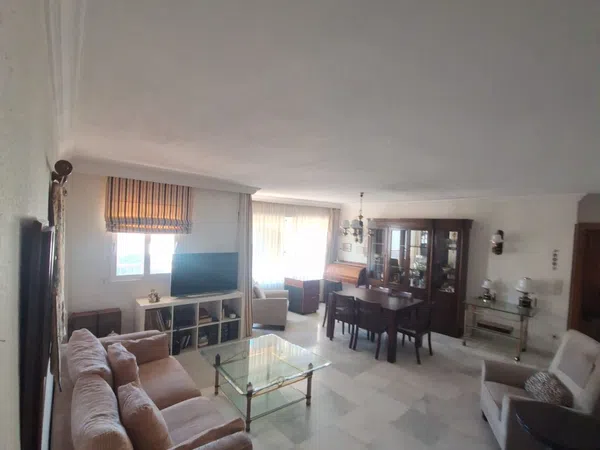 Piso en calle Notario Luis Oliver, 19 - Foto 1