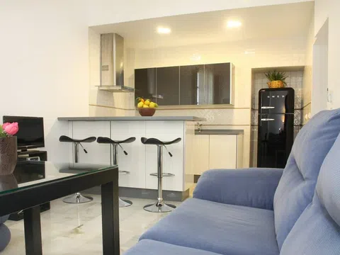 Piso en plaza de San Pedro, 10