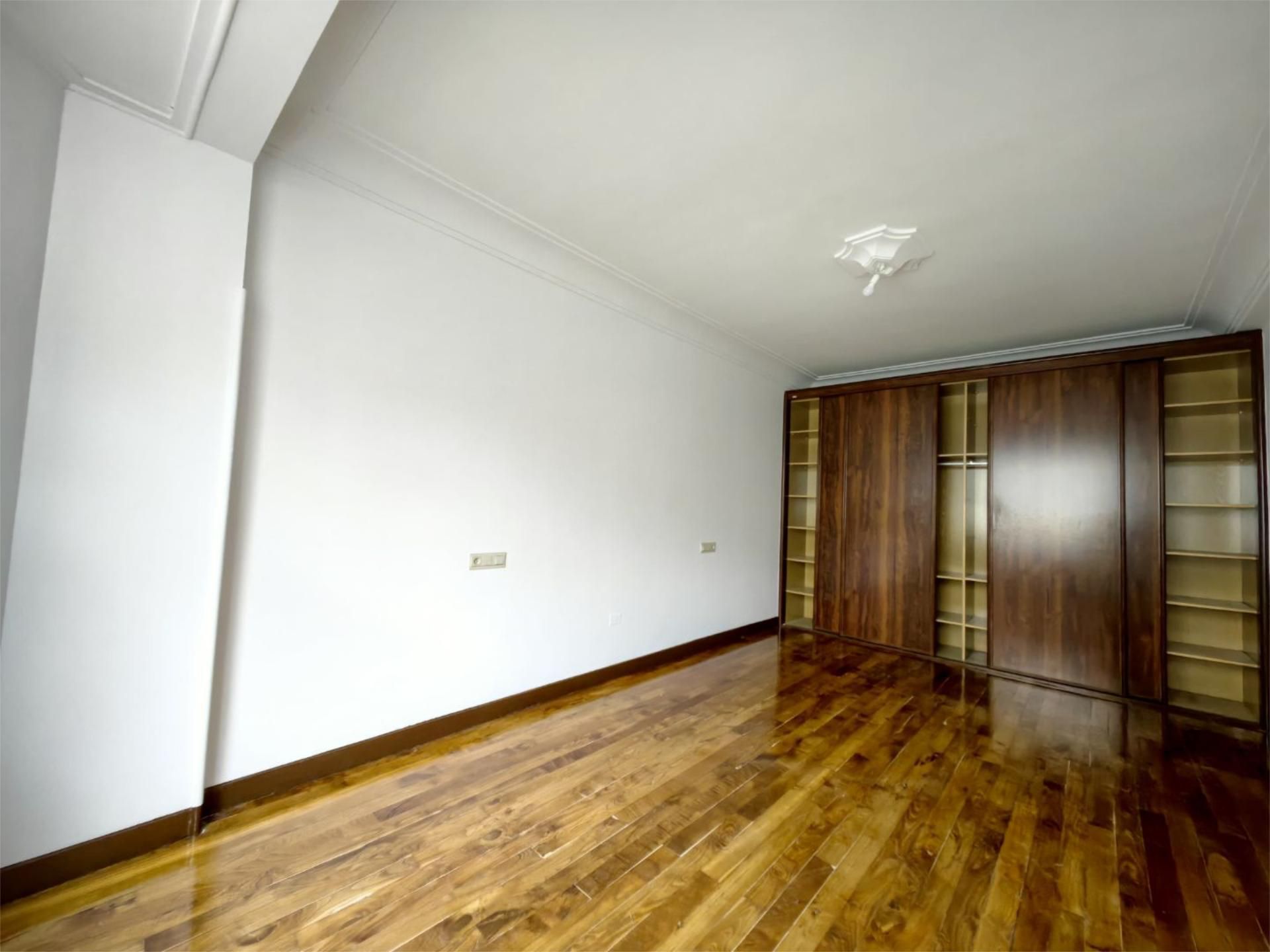 Piso en  Rúa Marcial del Adalid 8 - Foto 7