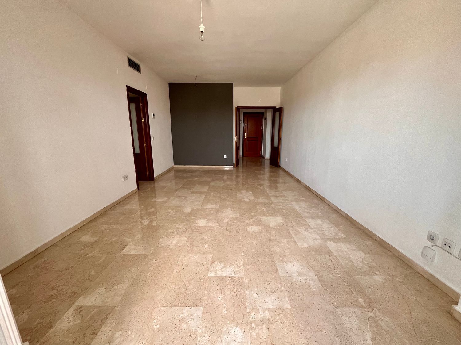 Piso en Urb. residencial los olivares Barrio Parque Alcosa - Foto 4