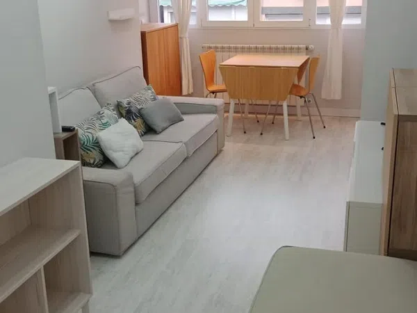 Piso en calle de Álava, 7 - Foto 1