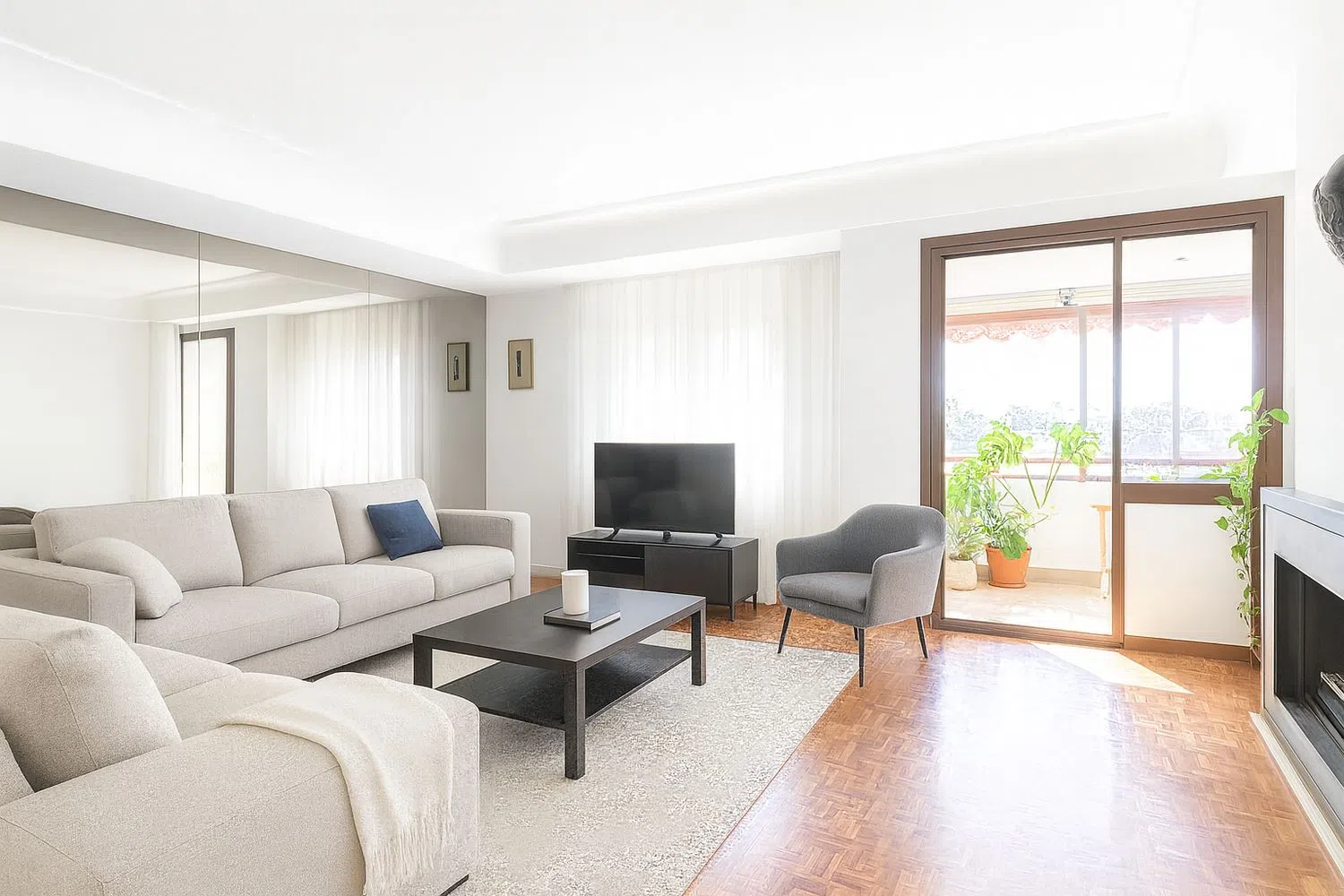 Piso en calle de Arturo Baldasano, 9 - Foto 2