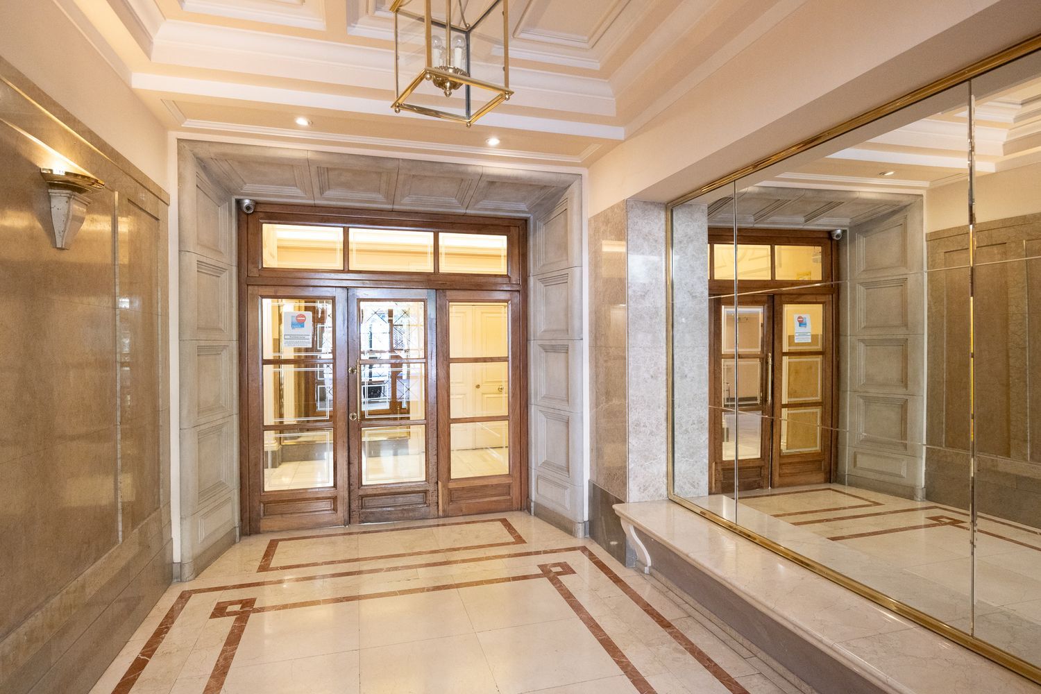 Piso en calle de Diego de León, 60