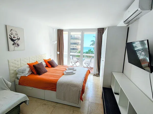 Estudio en calle Juan Ruiz Muñoz, 4