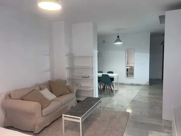 Estudio en calle Fernando el Católico, 23 - Foto 4