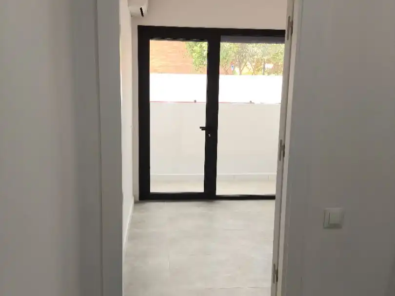 Planta baja en  Calle Virgen de la Concepción 1 - Foto 16
