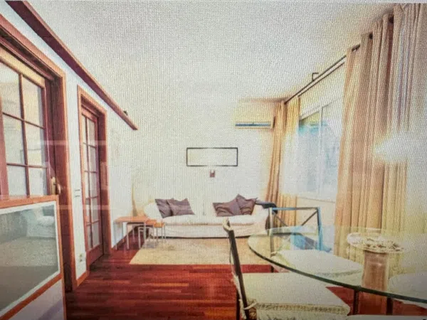 Piso en calle de Còrsega, 96