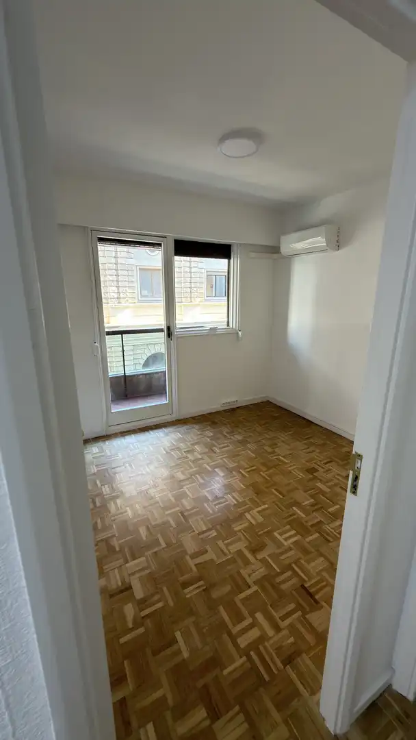 Piso en  Calle Poeta Salvador Sellés 16 - Foto 9