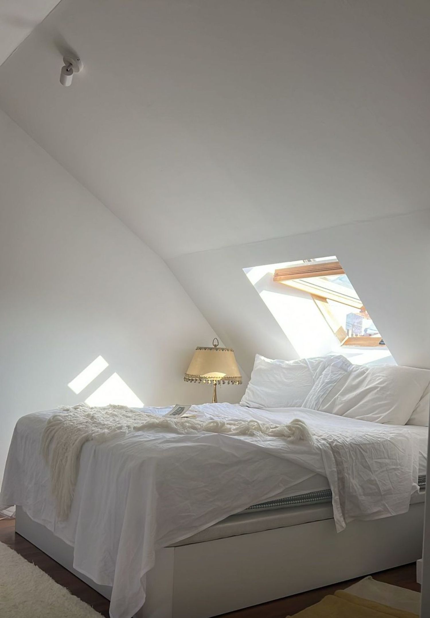 Dúplex en calle Brihuega, 20