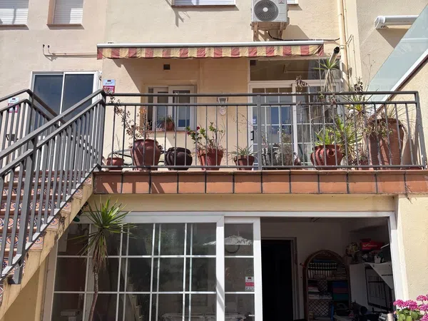 Chalet adosado en Llagostera - Foto 17