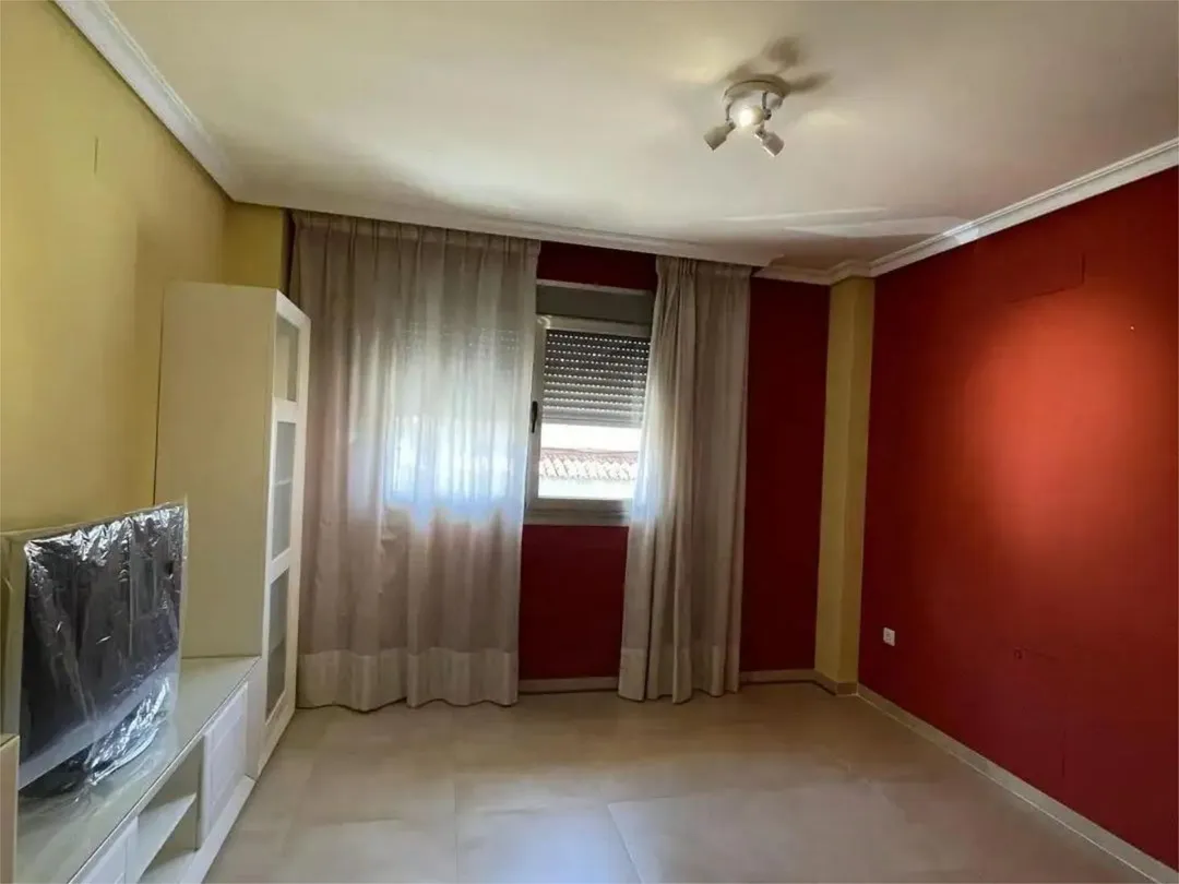 Piso en  Calle Reyes Católicos 22