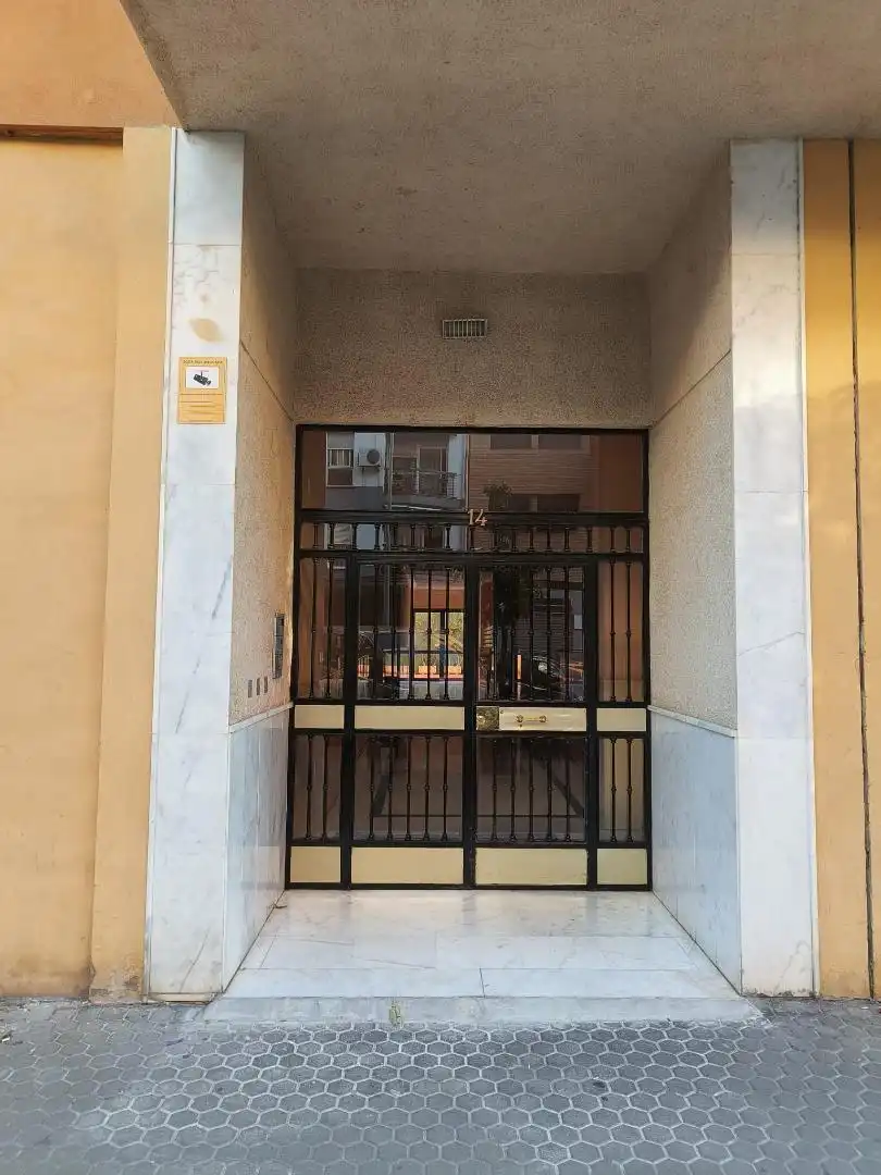 Piso en  Calle Gonzalo Bilbao 14 - Foto 2