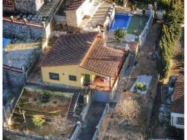 Chalet en  Carrer d'Arenys de Mar 5 - Foto 2
