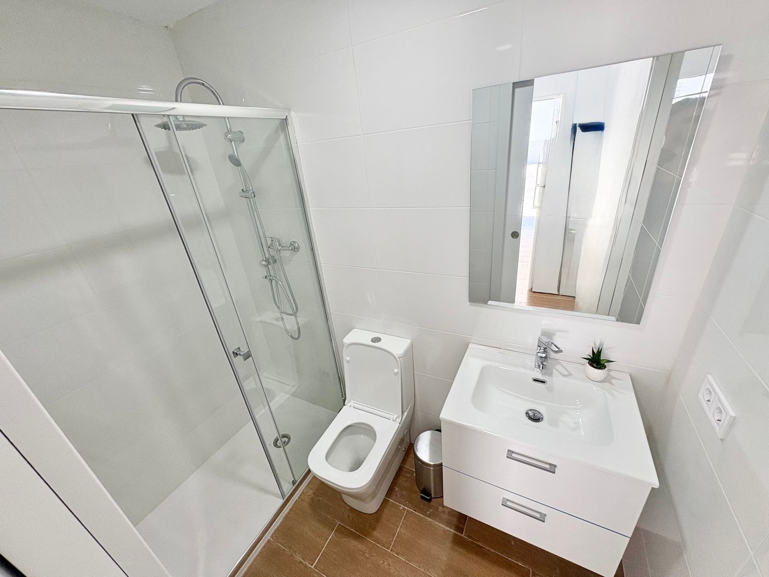 Estudio en avenida de Libia, 67 - Foto 8