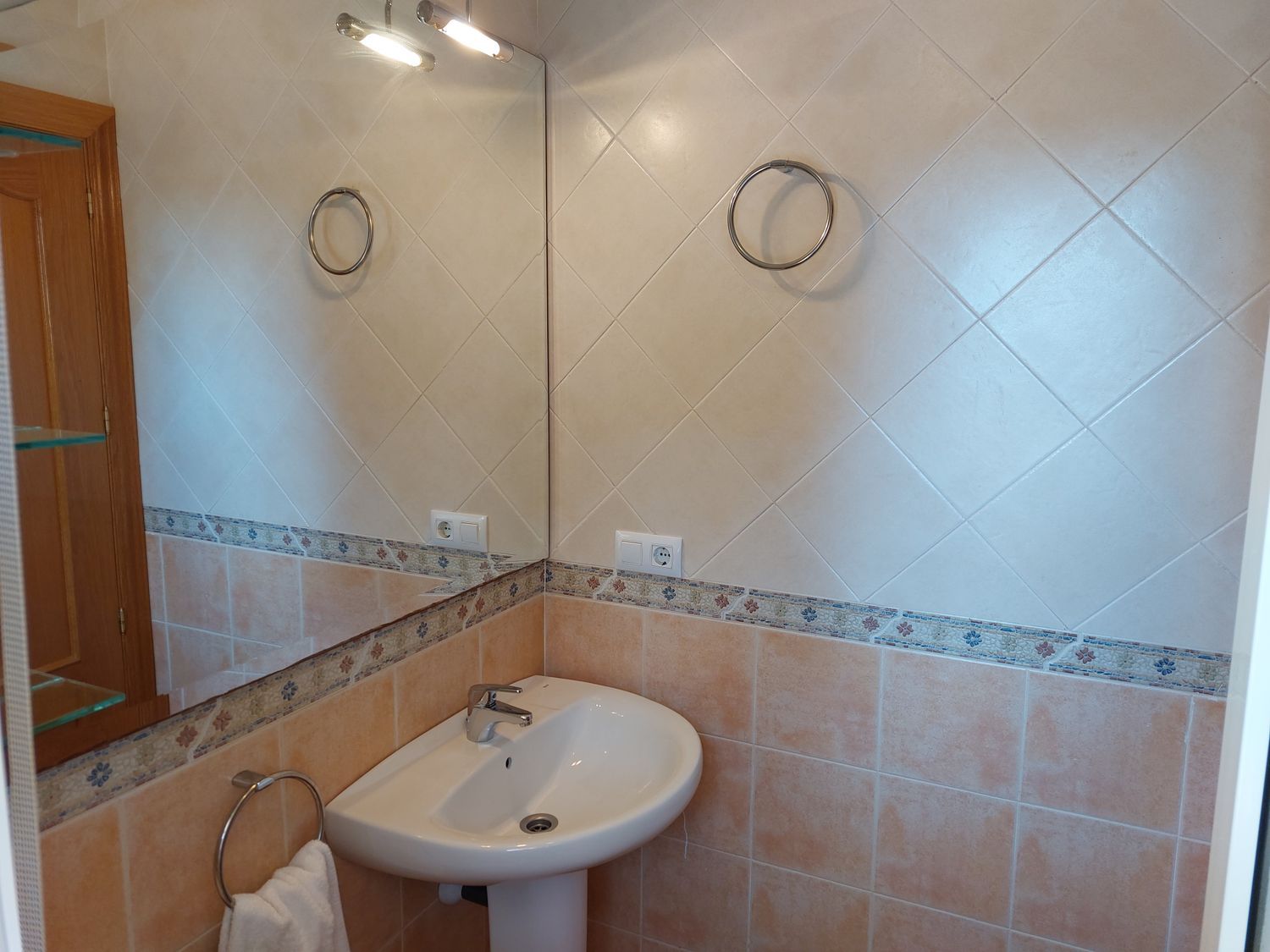 Chalet adosado en Hervencias Altas - El Pinar, Hervencias Altas - El Pinar - Foto 8