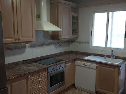 Chalet pareado en calle Moreras, 25