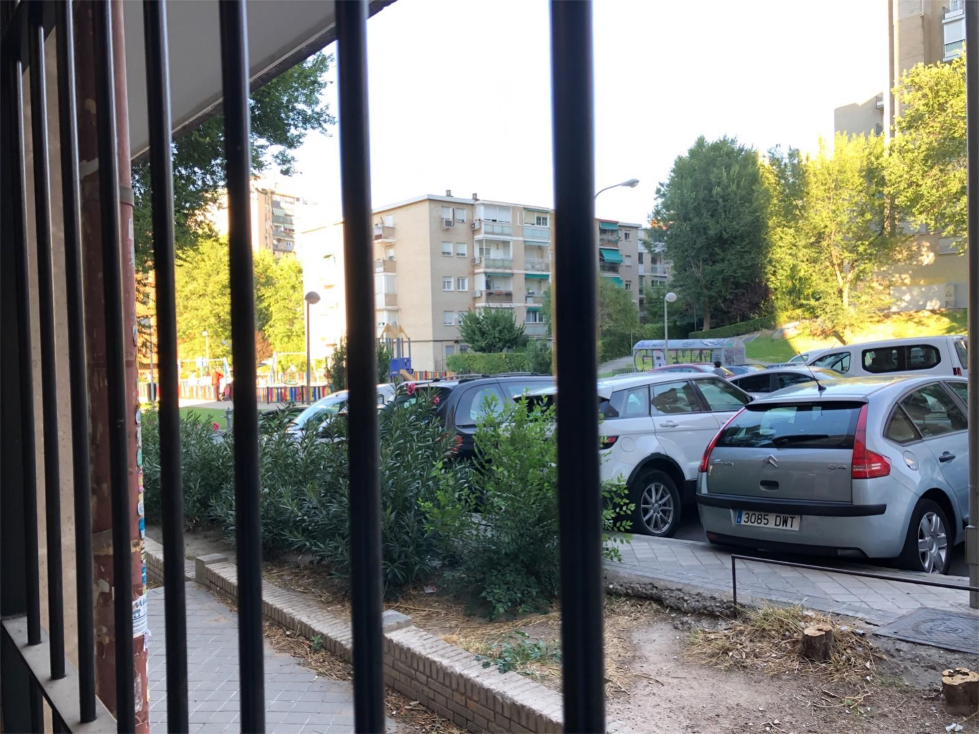 Piso en  Calle del Arroyo de la Media Legua 46 - Foto 1