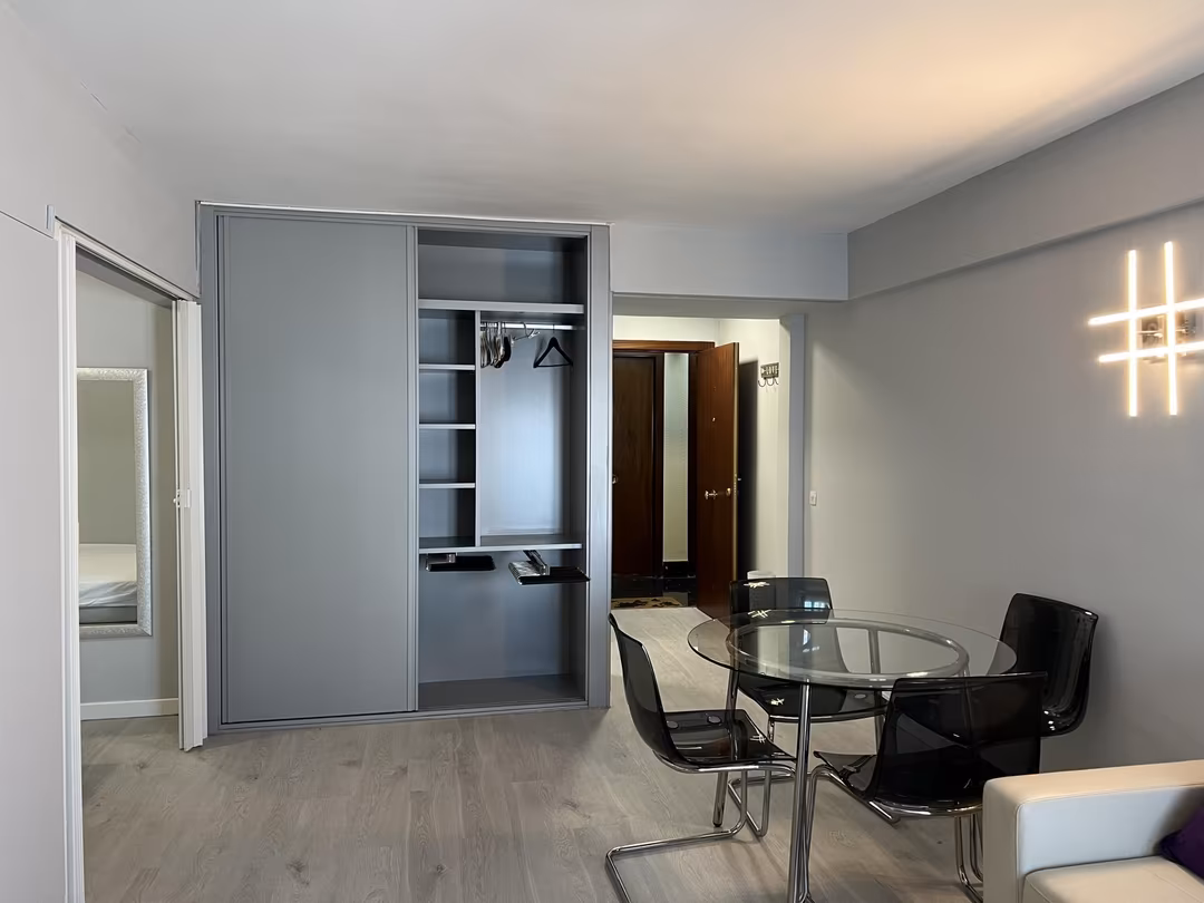 Piso en  Plaza de San Juan de la Cruz 8 - Foto 3